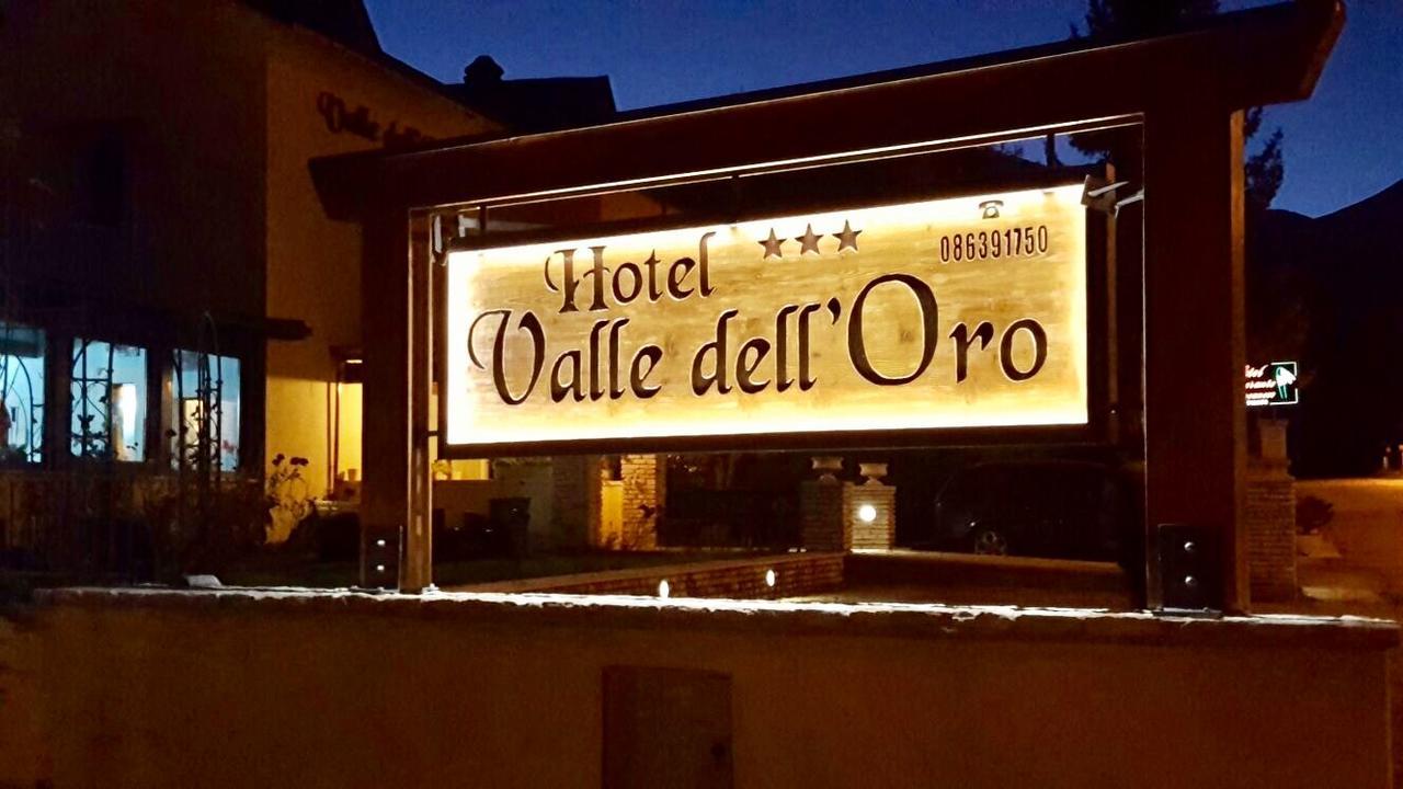 Hotel Valle Dell' Oro Пескассеролі Екстер'єр фото